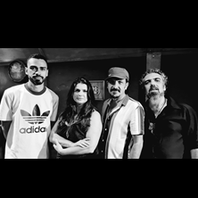 BANDA ELETRIC PEPPER