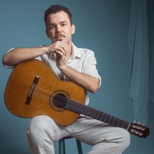 GIULIANO ERISTON