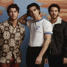 JONAS BROTHERS