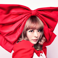 KYARY PAMYU PAMYU