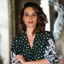 DRA. LUANA ARA&Uacute;JO