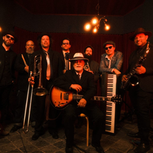 MARCOS BOI & THE LUCKY 7