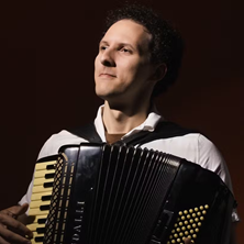 PABLO MOURA