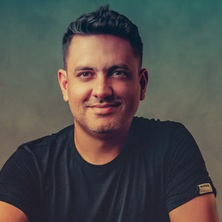 PATR&Iacute;CIO GONTIJO