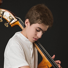 SIM&Oacute;N CIFUENTES CONTRABAIXO