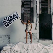 AJULLIACOSTA NO CIRCO VOADOR