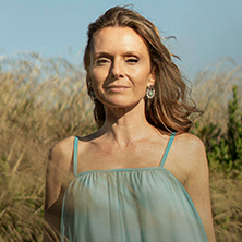 SOFIA HOFFMANN - [IN]LOVE WITH BRAZIL