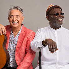 CORDAS & VOZ - LAZZO MATUMBI E M&Aacute;RIO ULLOA