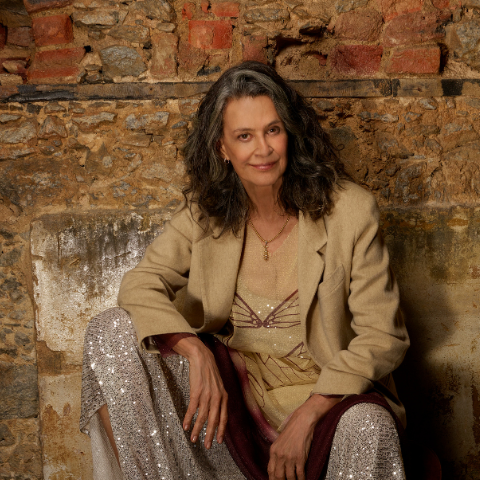 SIMONE NO CIRCO VOADOR