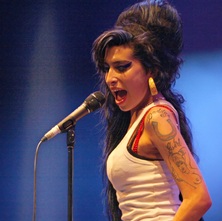 RAIZ CLUB APRESENTA TRIBUTO &Agrave; AMY WINEHOUSE