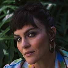 BAILE ANOS DOURADOS: SALVE CHICO BUARQUE COM GRAZIELA MEDORI