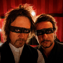 ANDR&Eacute; FRATESCHI E PIERO DAMIANI